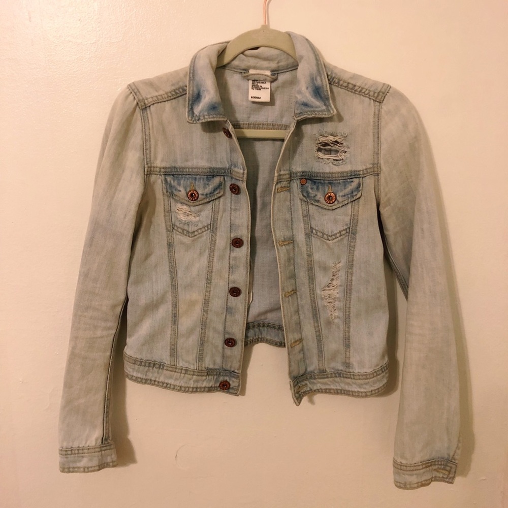 H&M light wash denim jacket